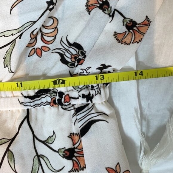 NWT Jack by BB Dakota Ivory Floral Garden Party Romper - Picture 16 of 16